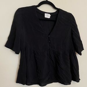 Black button up flowy crop blouse